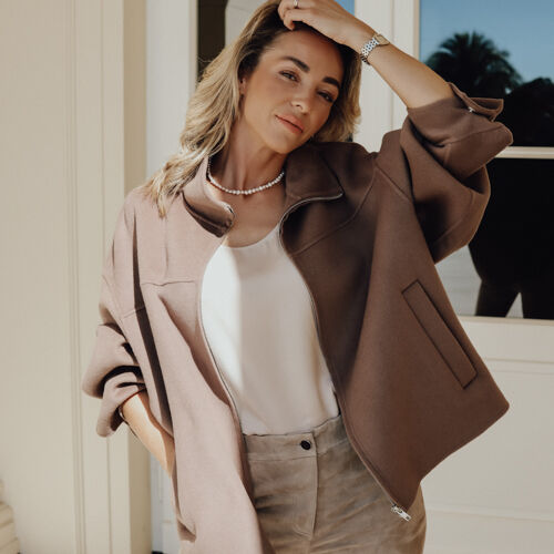 Seidentop mit Rundhalsausschnitt